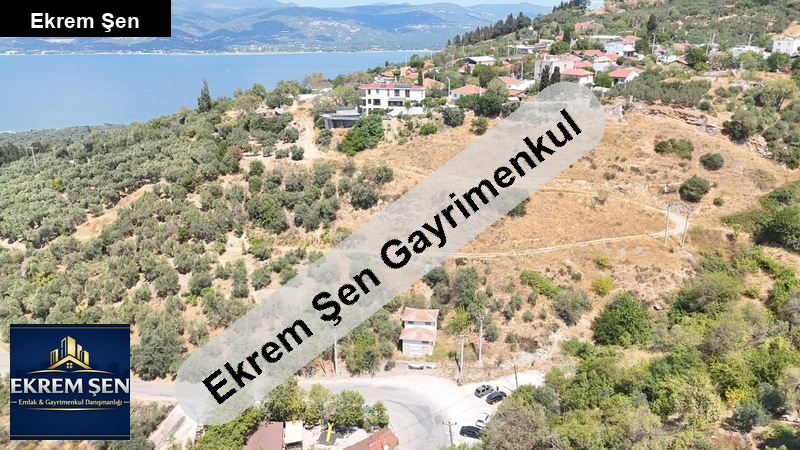 konumu muhteşem deni̇z manzarali parsel yol üstü takasa acik