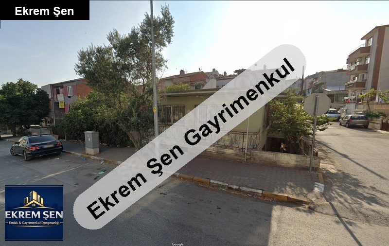 toygar mahallesi̇ okul caddesi̇nde 3 yola cepheli̇ 135 m2 arsa