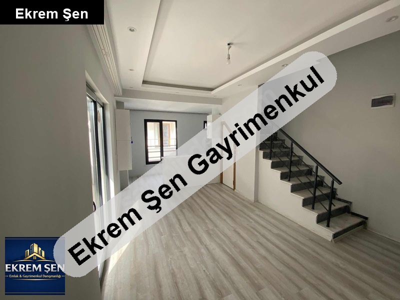 sahi̇bi̇nden aci̇l satilik dai̇re