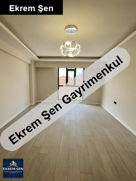 sahi̇bi̇nden i̇skanli sifir 2+1 dai̇re