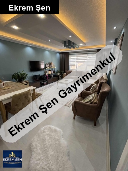 mimari tasarım ile a-z ye tamamen yenilenmiş lüx daire