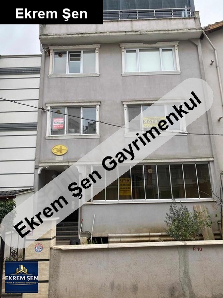 paşakonakta 2+1 ara kat mükemmel konum!!!