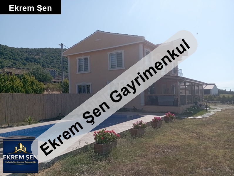 muhteşem deniz manzaralı çiftlik evi..