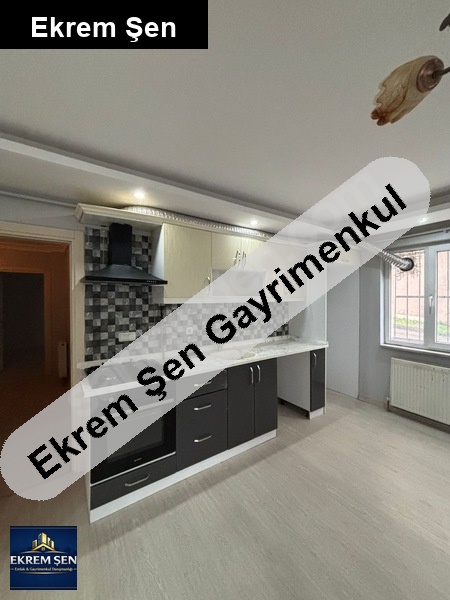 balikesi̇r li̇sesi̇ yani dumlupinar mahallesi̇nde 2+1 dai̇re