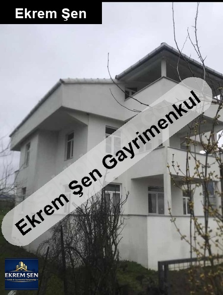 manyas satilik tri̇pleks vi̇lla750m2 i̇çi̇nde ev