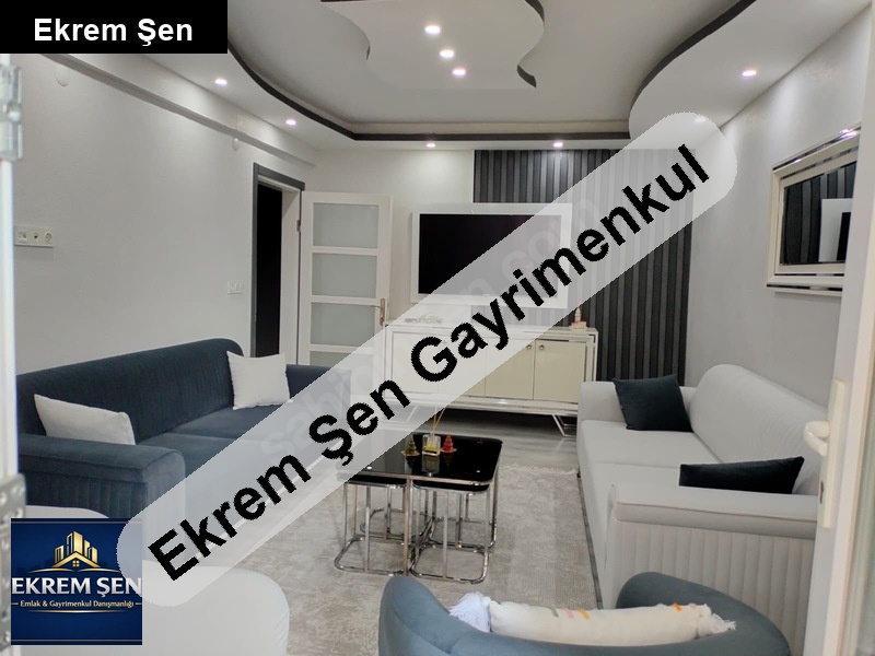 site i̇çinde 3+1 yenilenmiş tam kapsamlı sigortalı daire kameralı