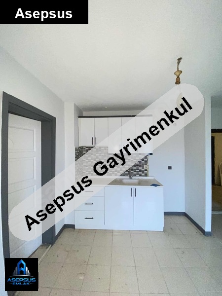 Asepsus Emlak'tan 1+1 100. yıl mh. 'sinde satılık daire