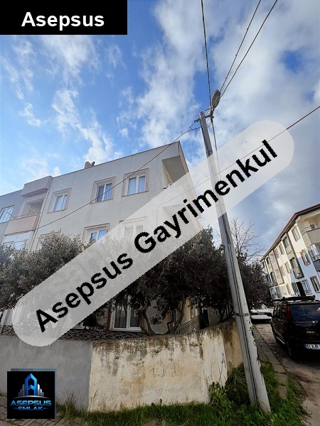 Asepsus Emlak'tan 2+1 100. yıl mh. 'sinde satılık daire