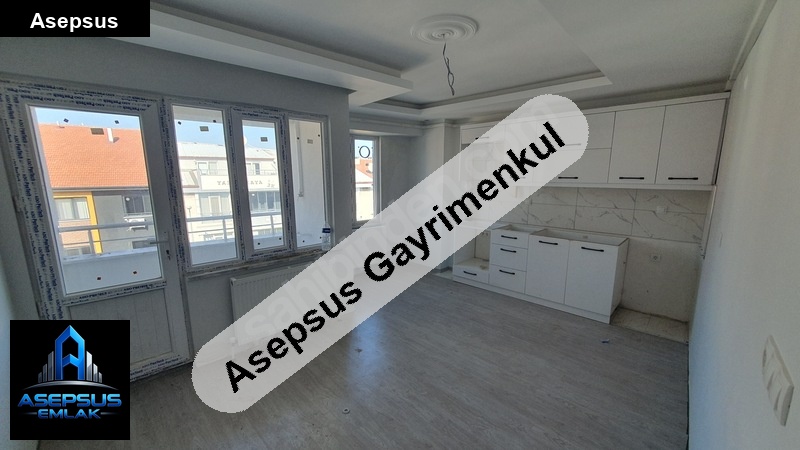 Asepsus Emlak'tan 1+1 100. yıl mh. 'sinde satılık daire