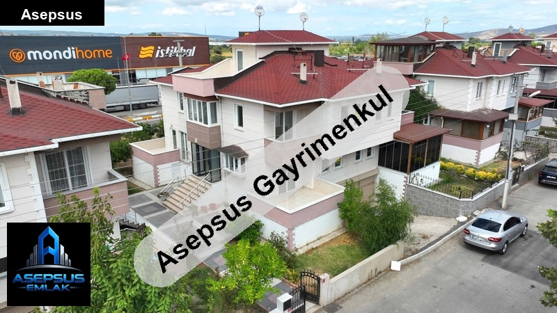 Asepsus Emlak'tan 4+1 kurtuluş mh. 'sinde satılık villa
