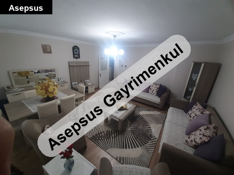 17 eylül mah.de merkezi konumda 2+1 doğalgazlı bakımlı 4.kat