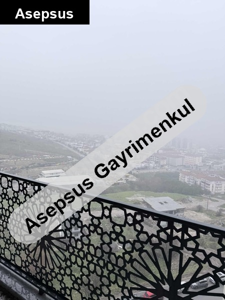 sahi̇bi̇nden şehi̇r manzarali 3+1