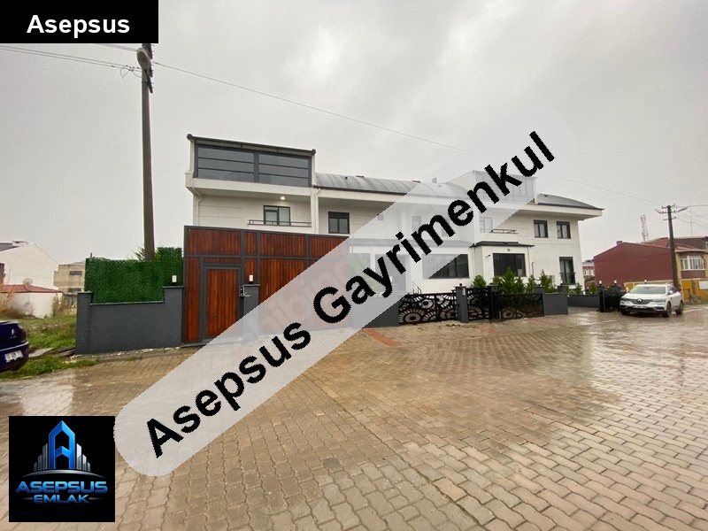 Asepsus Emlak'tan 5+1 i̇hsaniye mh. 'sinde satılık villa