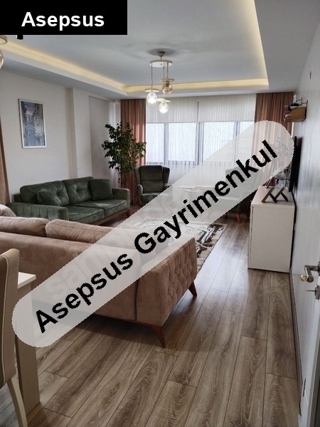 havuzlu ve bireysel otoparklı site içerisinde.