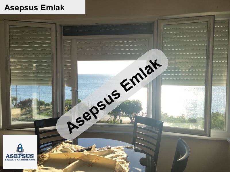 yalı mah. plajı önünde otoparklı 2+1 d.gazlı kilimalı 3.kat