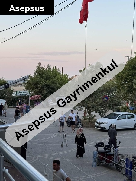 son fi̇yat satilik yazlik turan köy merkezi̇nde