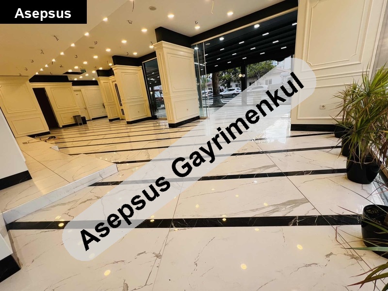 Gönen’in En İşlek Caddesinde Kiralık Köşe Dükkan