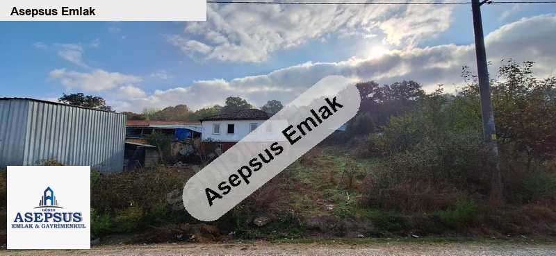 aci̇l sahi̇bi̇nden balikesi̇r manyas' ta 772 m2 satilik kerpi̇ç ev