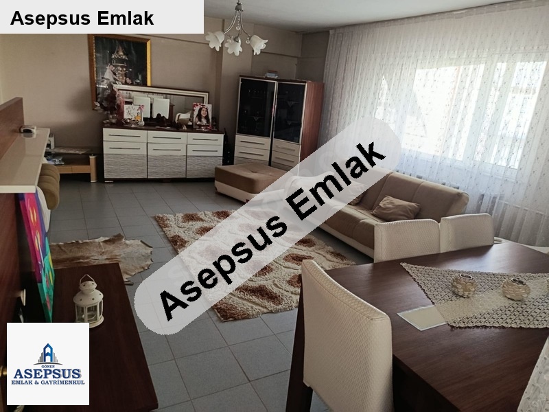 aci̇l satilik. gönenin en gözde mevki eski sanayi 127 m2 daire