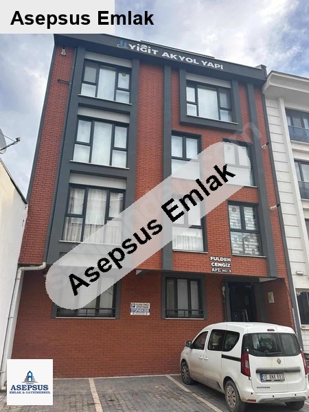 600 evler gelecek vaad eden konumda 1.kat 1 yaşında 2+1 satılık