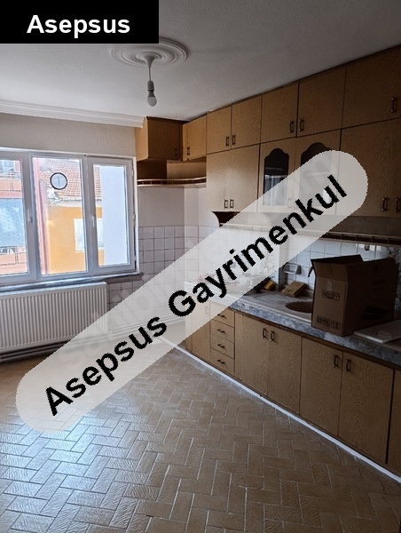 ali̇ hi̇kmet paşa mahallesi̇' nde geni̇ş 2+1