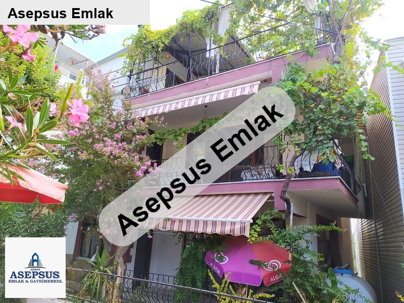 erdek tatlisu büyükbakraç' ta satilik 3 katli müstaki̇l yazlik