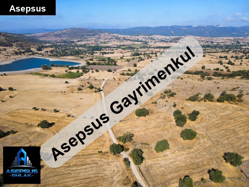 Asepsus Emlak'tan  narlı mh. 'sinde satılık arsa