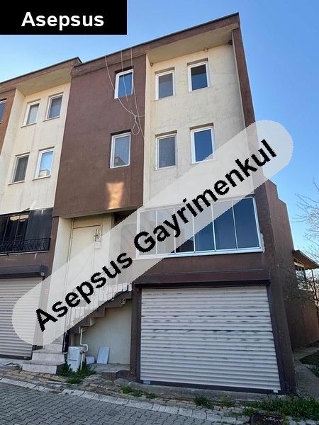4 katlı özel garaj-ön arka manzaralı-özel bahçeli müstakil villa