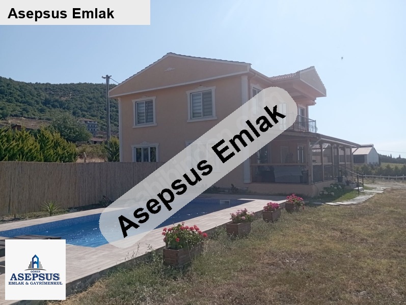 muhteşem deniz manzaralı çiftlik evi..