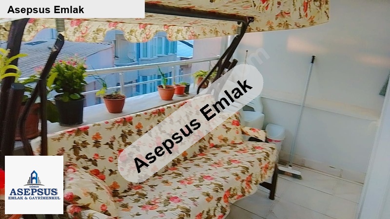 sahibinden satılık 2+1 daire 2.100.000 pazarlık payı vardır.