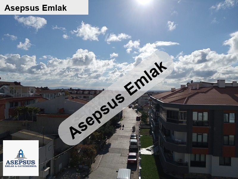 sahi̇bi̇nden satilik şehi̇r manzarali dai̇re