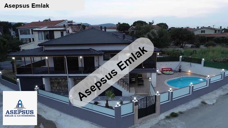 deni̇ze sifir-havuzlu-manzarali-önü kapanmaz-vi̇lla