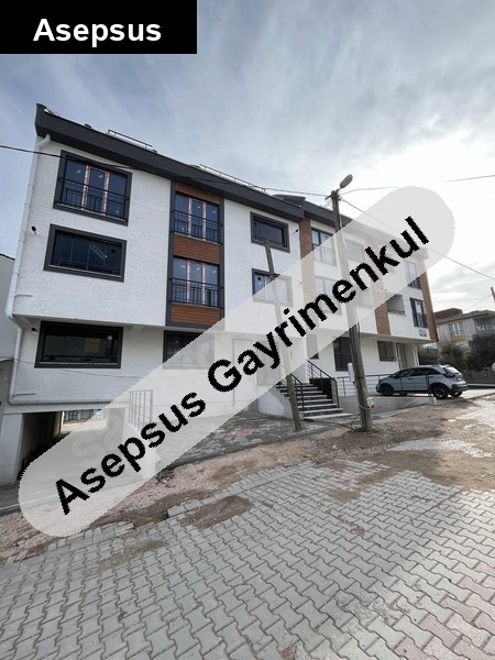 hem ev hem ofis: geniş ve ferah (eşyalı ve eşyasız seçeneğiyle)