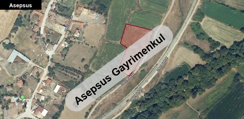 yatirim firsati emsalsi̇z yolu suyu olan dümdüz arazi̇